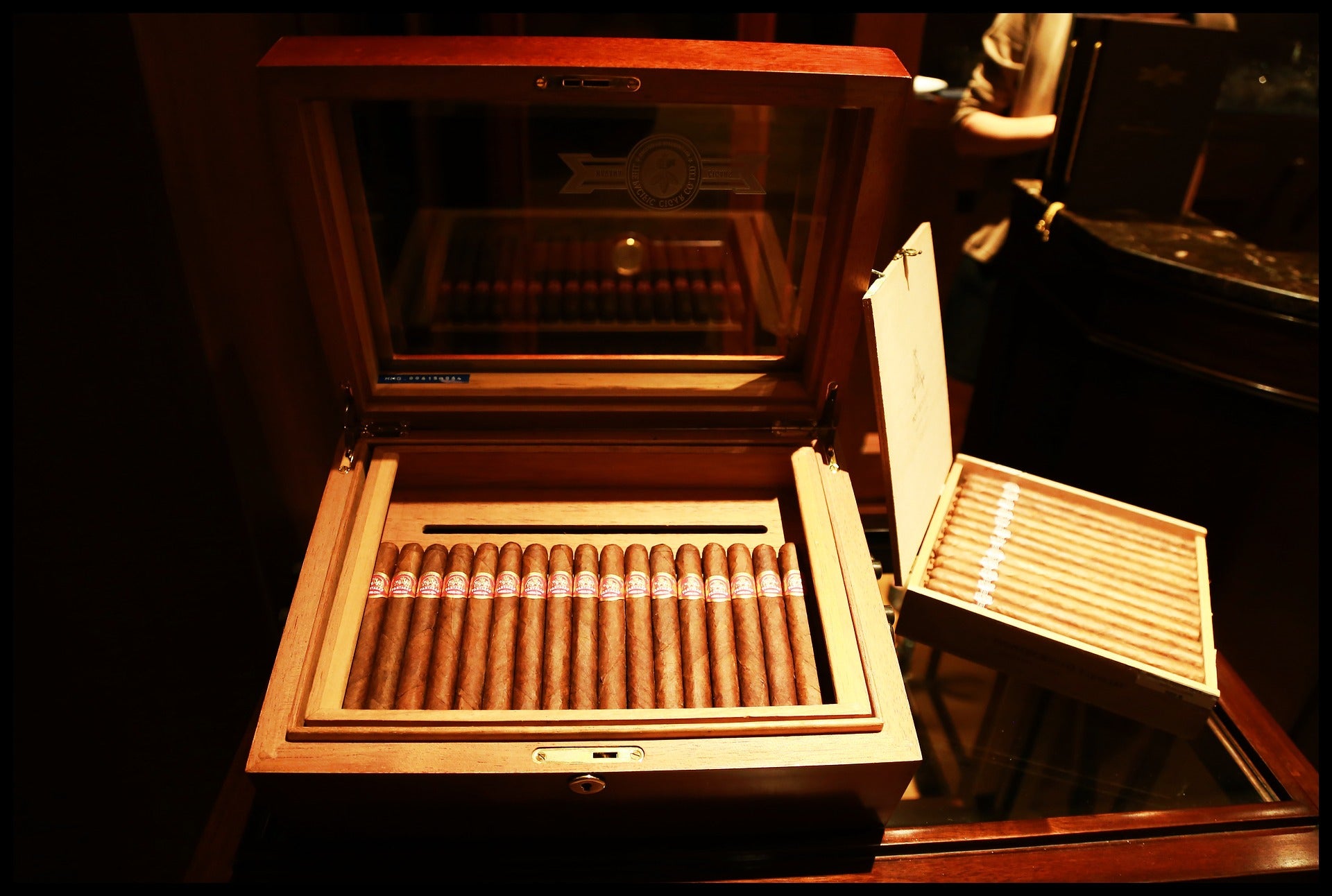 The World Famous Montecristo No. 2 Cigar - Ultrafino
