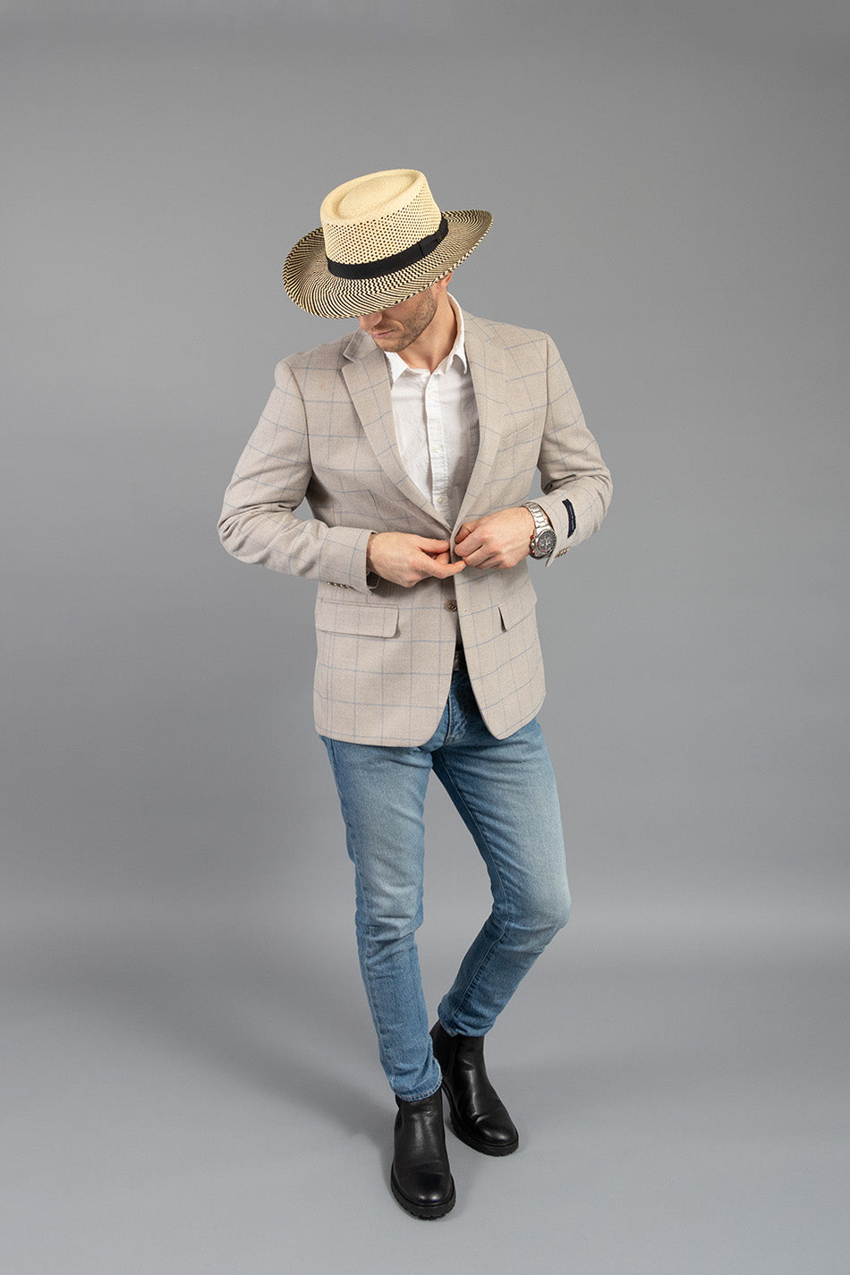 gambler or rounded crown style hats